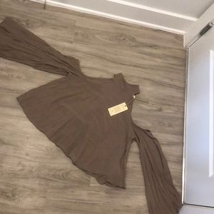 Cold shoulder tan top